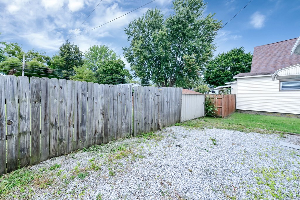 328 N Henry Street, Crestline, Ohio 44827, 4 Bedrooms Bedrooms, ,1 BathroomBathrooms,Residential,For Sale,Henry Street,9069132