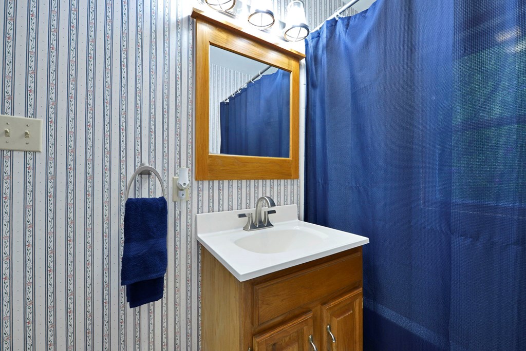 1163 Woodland Road, Mansfield, Ohio 44907, 3 Bedrooms Bedrooms, ,1 BathroomBathrooms,Residential,For Sale,Woodland Road,9069135