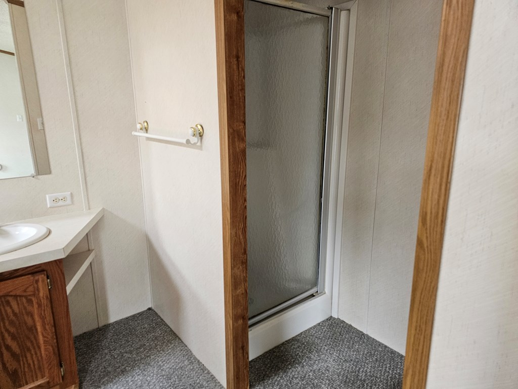 2 Carter Lane, Shelby, Ohio 44875, 2 Bedrooms Bedrooms, ,2 BathroomsBathrooms,Residential,For Sale,Carter Lane,9069159