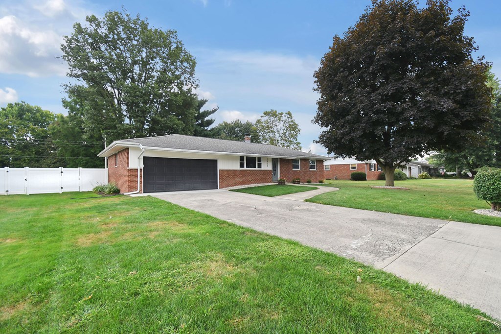 1526 Fairview Avenue, Bucyrus, Ohio 44820, 3 Bedrooms Bedrooms, ,1 BathroomBathrooms,Residential,For Sale,Fairview Avenue,9069196