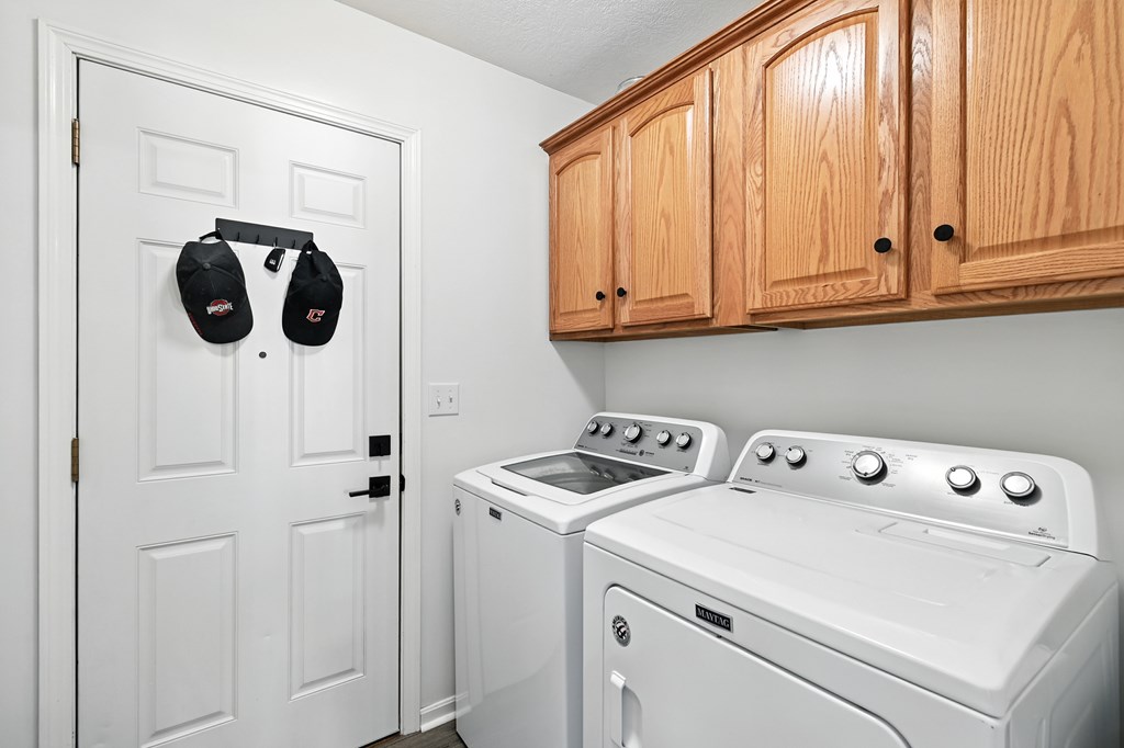 903 Randallwood Drive, Mansfield, Ohio 44906, 3 Bedrooms Bedrooms, ,2 BathroomsBathrooms,Residential,For Sale,Randallwood Drive,9069201