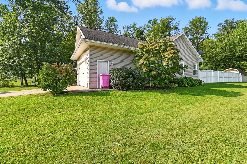 903 Randallwood Drive, Mansfield, Ohio 44906, 3 Bedrooms Bedrooms, ,2 BathroomsBathrooms,Residential,For Sale,Randallwood Drive,9069201