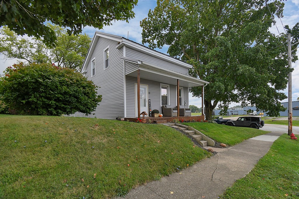 19 Pearl Street, Shiloh, Ohio 44878, 3 Bedrooms Bedrooms, ,2 BathroomsBathrooms,Residential,For Sale,Pearl Street,9069204