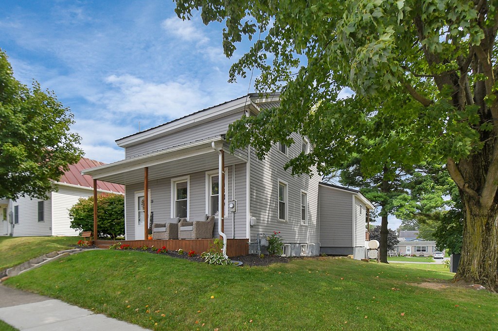 19 Pearl Street, Shiloh, Ohio 44878, 3 Bedrooms Bedrooms, ,2 BathroomsBathrooms,Residential,For Sale,Pearl Street,9069204