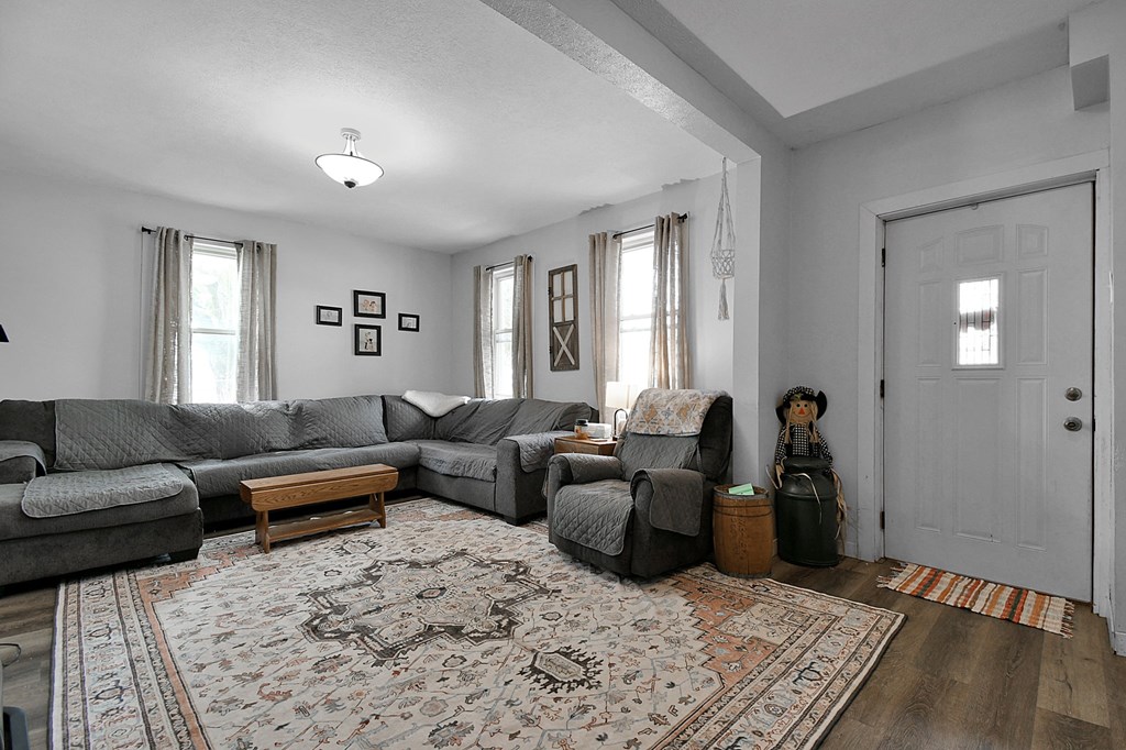 19 Pearl Street, Shiloh, Ohio 44878, 3 Bedrooms Bedrooms, ,2 BathroomsBathrooms,Residential,For Sale,Pearl Street,9069204