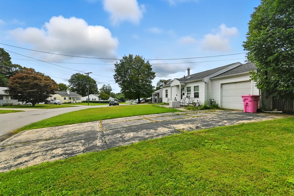 292 Greenlee Road, Mansfield, Ohio 44907, 3 Bedrooms Bedrooms, ,1 BathroomBathrooms,Residential,For Sale,Greenlee Road,9069207