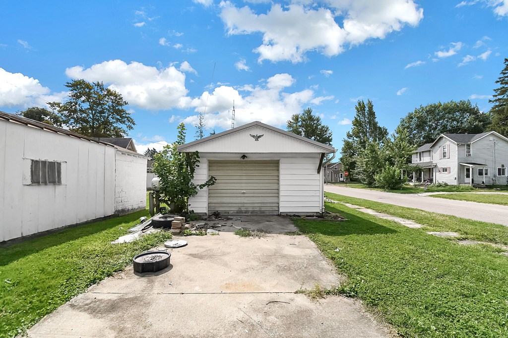 601 Scott Street, Crestline, Ohio 44827, 2 Bedrooms Bedrooms, ,1 BathroomBathrooms,Residential,For Sale,Scott Street,9069206