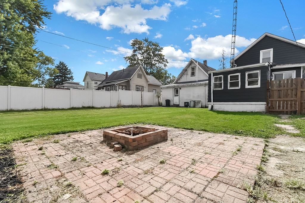 601 Scott Street, Crestline, Ohio 44827, 2 Bedrooms Bedrooms, ,1 BathroomBathrooms,Residential,For Sale,Scott Street,9069206