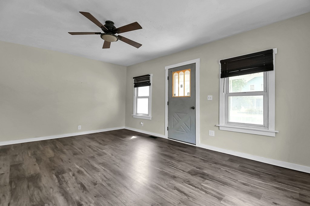 601 Scott Street, Crestline, Ohio 44827, 2 Bedrooms Bedrooms, ,1 BathroomBathrooms,Residential,For Sale,Scott Street,9069206
