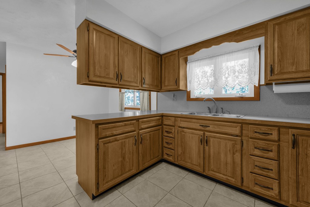 7265 State Route 598, Shelby, Ohio 44875, 3 Bedrooms Bedrooms, ,1 BathroomBathrooms,Residential,For Sale,State Route 598,9069221