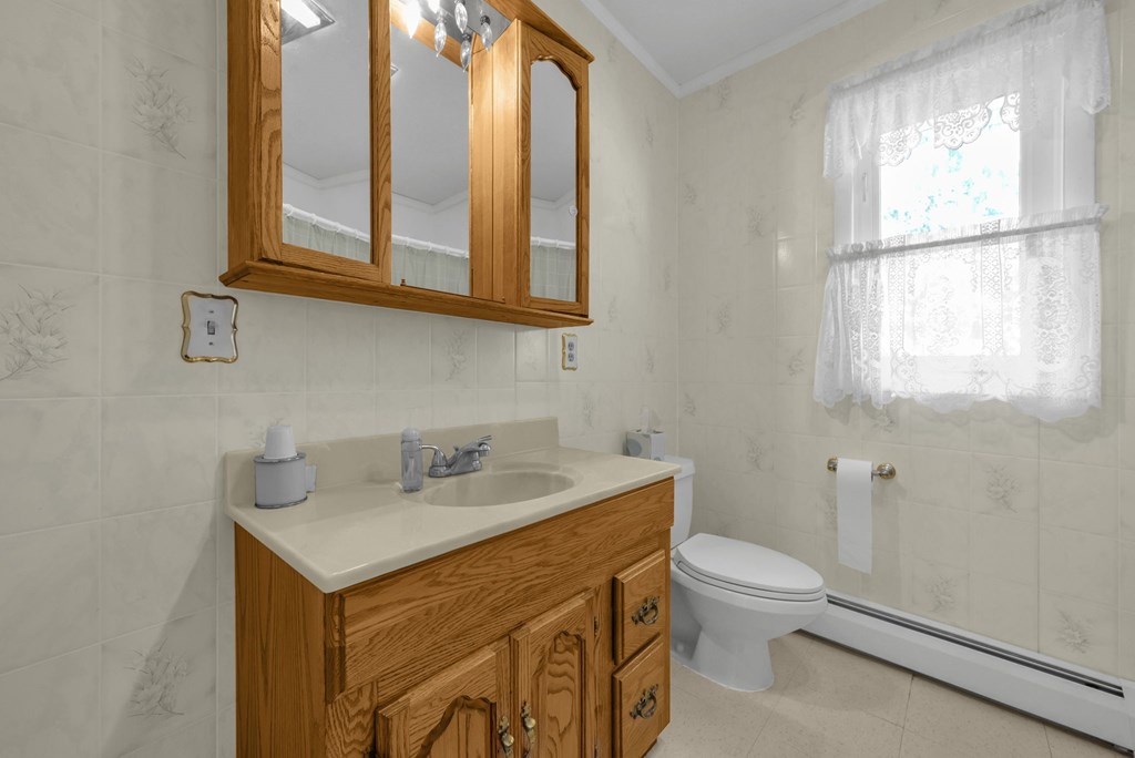 7265 State Route 598, Shelby, Ohio 44875, 3 Bedrooms Bedrooms, ,1 BathroomBathrooms,Residential,For Sale,State Route 598,9069221