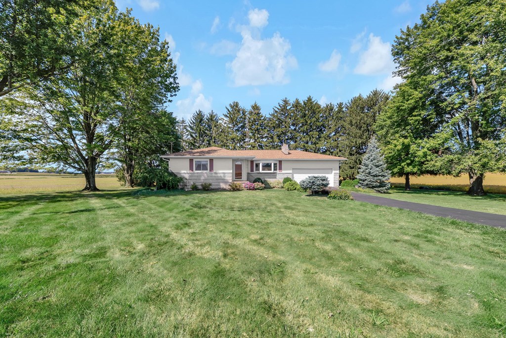 7265 State Route 598, Shelby, Ohio 44875, 3 Bedrooms Bedrooms, ,1 BathroomBathrooms,Residential,For Sale,State Route 598,9069221