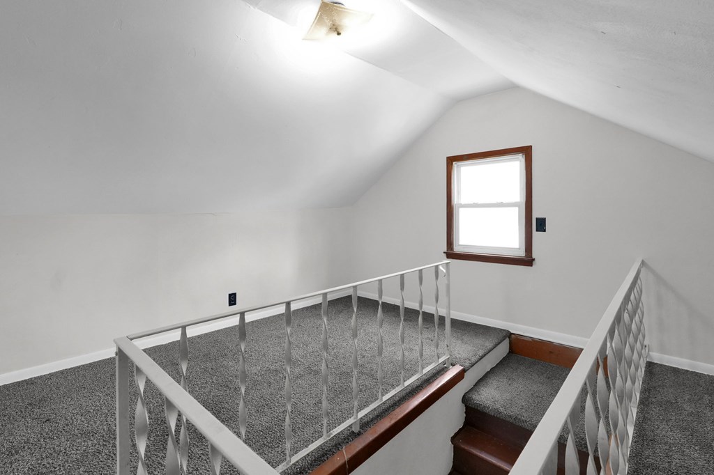 94 Delafield Avenue, Ashland, Ohio 44805, 2 Bedrooms Bedrooms, ,1 BathroomBathrooms,Residential,For Sale,Delafield Avenue,9069232