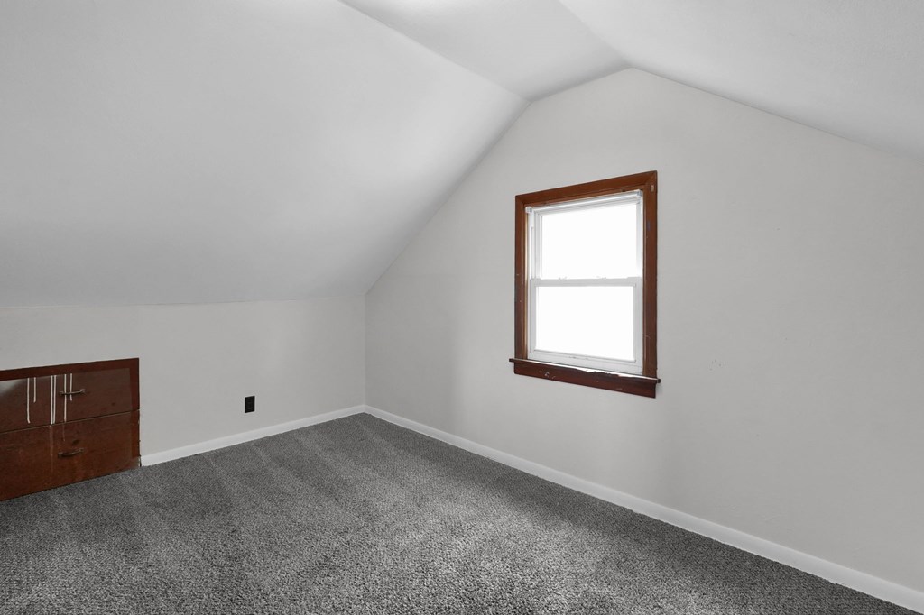 94 Delafield Avenue, Ashland, Ohio 44805, 2 Bedrooms Bedrooms, ,1 BathroomBathrooms,Residential,For Sale,Delafield Avenue,9069232