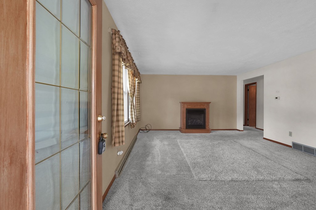 1364 Bonnie Drive, Mansfield, Ohio 44905, 3 Bedrooms Bedrooms, ,1 BathroomBathrooms,Residential,For Sale,Bonnie Drive,9069233