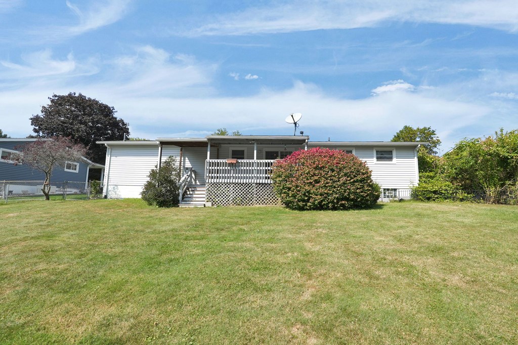 1364 Bonnie Drive, Mansfield, Ohio 44905, 3 Bedrooms Bedrooms, ,1 BathroomBathrooms,Residential,For Sale,Bonnie Drive,9069233