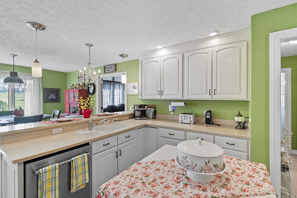 2735 Millsboro Road, Mansfield, Ohio 44903, 4 Bedrooms Bedrooms, ,3 BathroomsBathrooms,Residential,For Sale,Millsboro Road,9069234