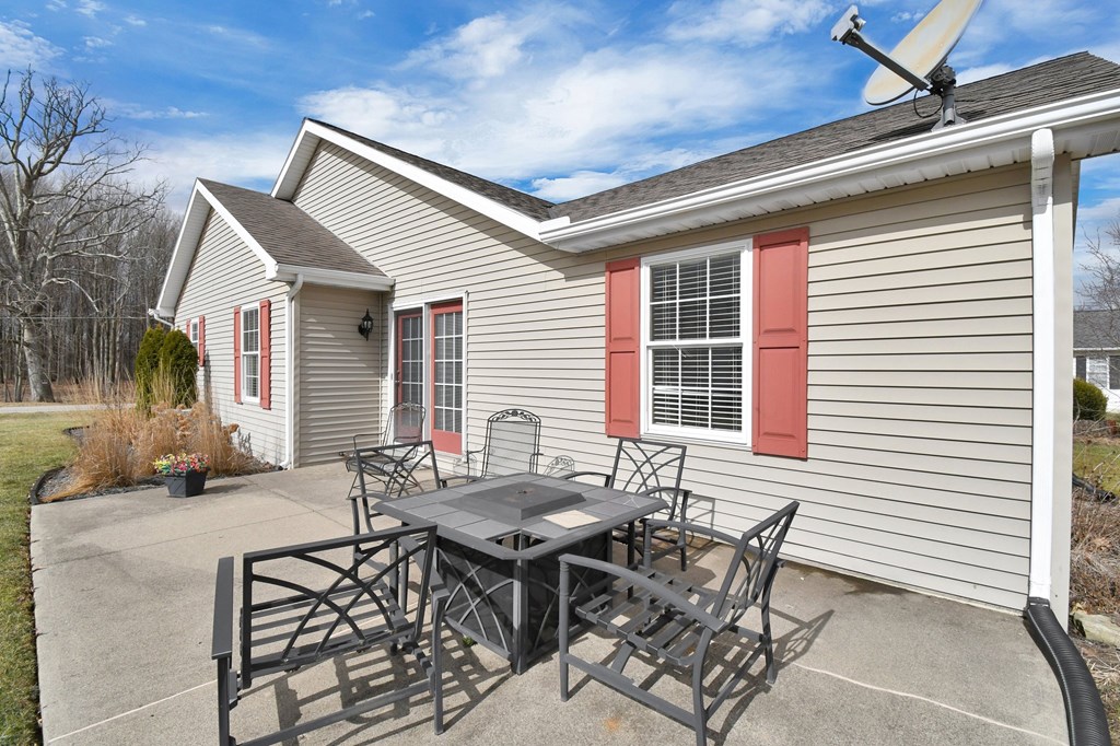 2310 Kerstetter Road, Bucyrus, Ohio 44820, 2 Bedrooms Bedrooms, ,2 BathroomsBathrooms,Residential,For Sale,Kerstetter Road,9066220