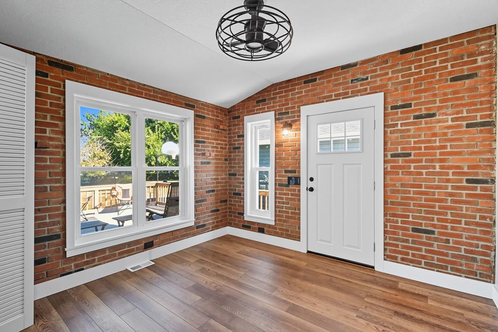 5 N Railroad Street, Greenwich, Ohio 44837, 3 Bedrooms Bedrooms, ,2 BathroomsBathrooms,Residential,For Sale,Railroad Street,9069268