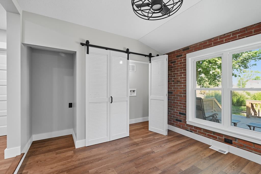 5 N Railroad Street, Greenwich, Ohio 44837, 3 Bedrooms Bedrooms, ,2 BathroomsBathrooms,Residential,For Sale,Railroad Street,9069268