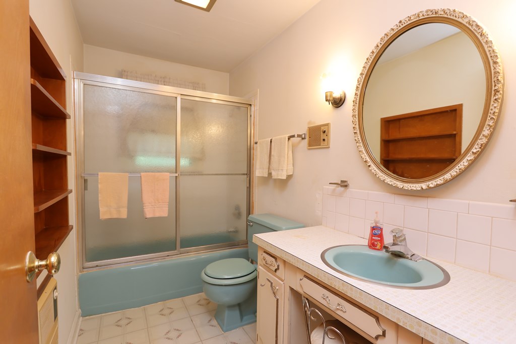 1145 Gloria Street, Mansfield, Ohio 44905, 3 Bedrooms Bedrooms, ,2 BathroomsBathrooms,Residential,For Sale,Gloria Street,9069276
