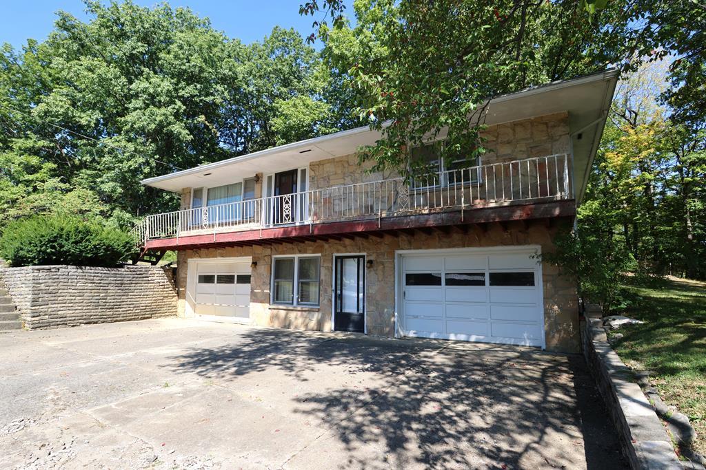1145 Gloria Street, Mansfield, Ohio 44905, 3 Bedrooms Bedrooms, ,2 BathroomsBathrooms,Residential,For Sale,Gloria Street,9069276