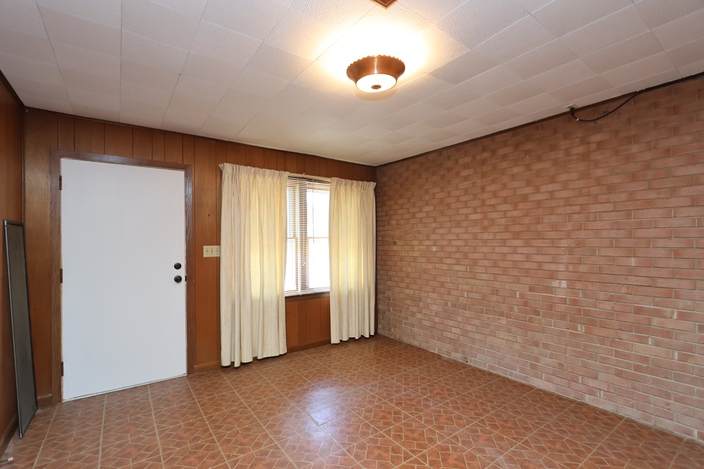 1145 Gloria Street, Mansfield, Ohio 44905, 3 Bedrooms Bedrooms, ,2 BathroomsBathrooms,Residential,For Sale,Gloria Street,9069276