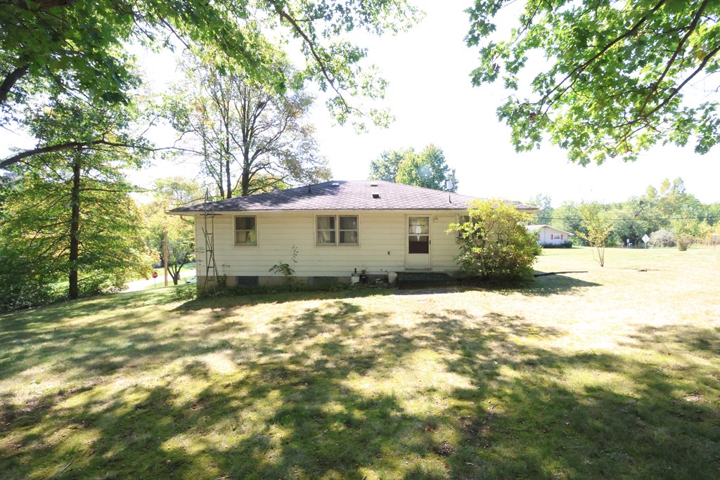 1145 Gloria Street, Mansfield, Ohio 44905, 3 Bedrooms Bedrooms, ,2 BathroomsBathrooms,Residential,For Sale,Gloria Street,9069276