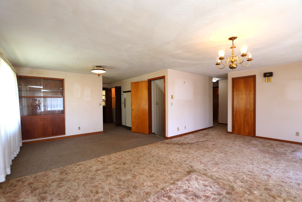 1145 Gloria Street, Mansfield, Ohio 44905, 3 Bedrooms Bedrooms, ,2 BathroomsBathrooms,Residential,For Sale,Gloria Street,9069276