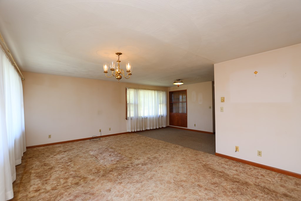 1145 Gloria Street, Mansfield, Ohio 44905, 3 Bedrooms Bedrooms, ,2 BathroomsBathrooms,Residential,For Sale,Gloria Street,9069276