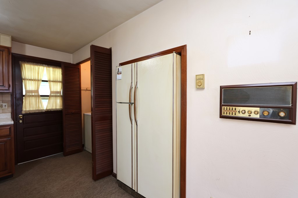 1145 Gloria Street, Mansfield, Ohio 44905, 3 Bedrooms Bedrooms, ,2 BathroomsBathrooms,Residential,For Sale,Gloria Street,9069276