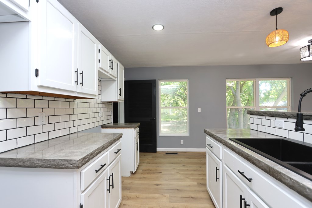 452 Daisy Street, Mansfield, Ohio 44903, 3 Bedrooms Bedrooms, ,1 BathroomBathrooms,Residential,For Sale,Daisy Street,9069291