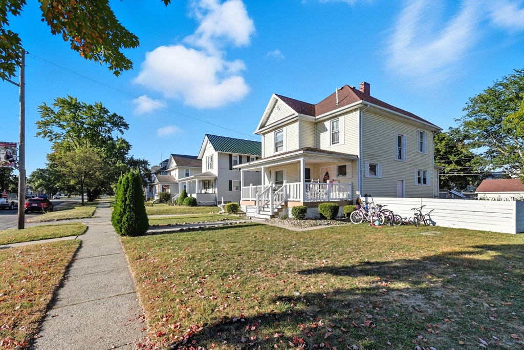 620 S Myrtle Avenue, Willard, Ohio 44890, 3 Bedrooms Bedrooms, ,2 BathroomsBathrooms,Residential,For Sale,Myrtle Avenue,9069304