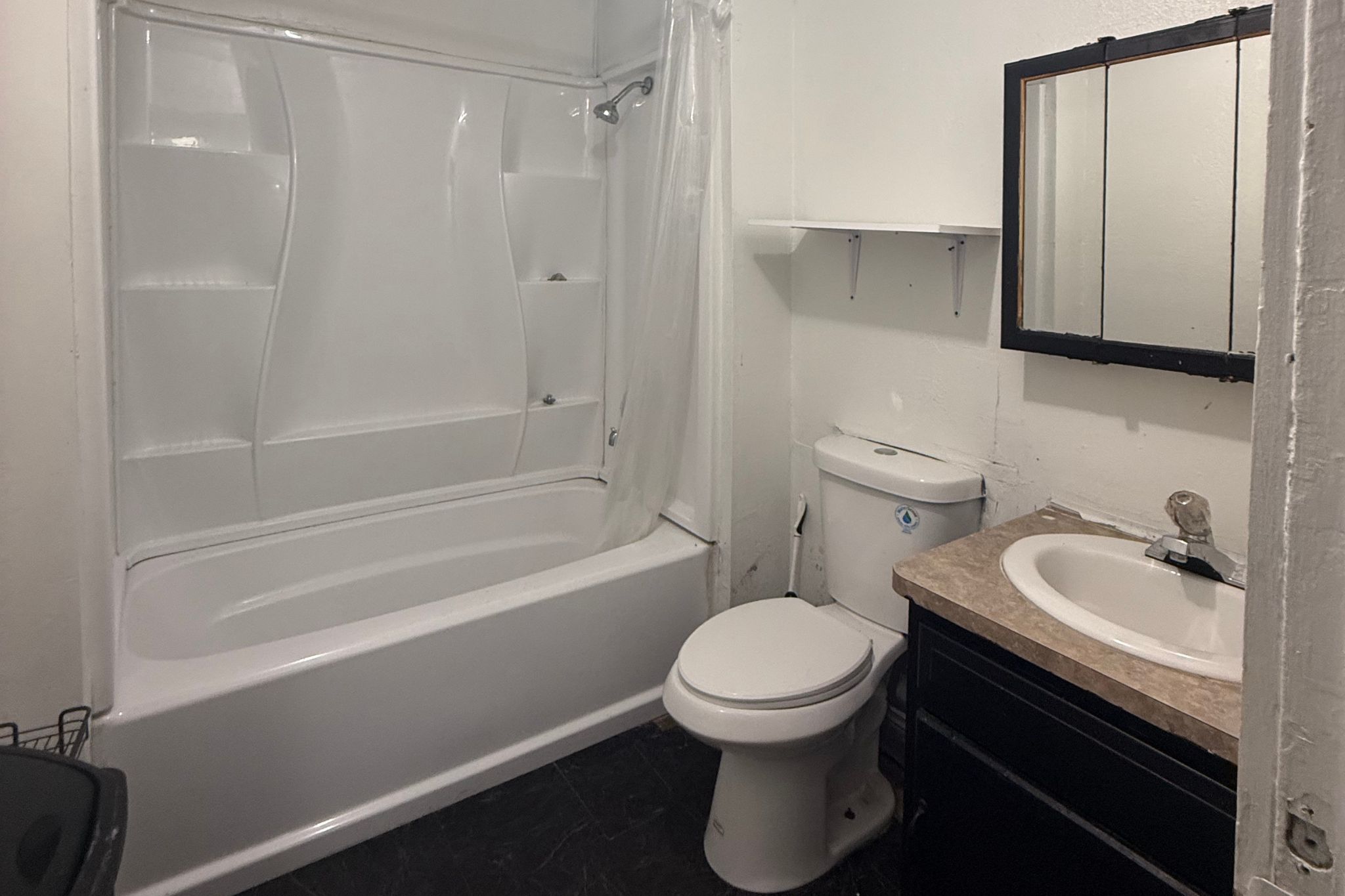 1359 114 Street East, Cleveland, Ohio 44106, 8 Bedrooms Bedrooms, ,2 BathroomsBathrooms,Residential,For Sale,114 Street,9069308