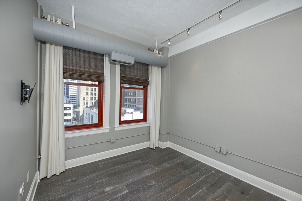 750 E Prospect Avenue Unit 506, Cleveland, Ohio 44115, 1 Bedroom Bedrooms, ,1 BathroomBathrooms,Residential,For Sale,Prospect Avenue Unit 506,9069316