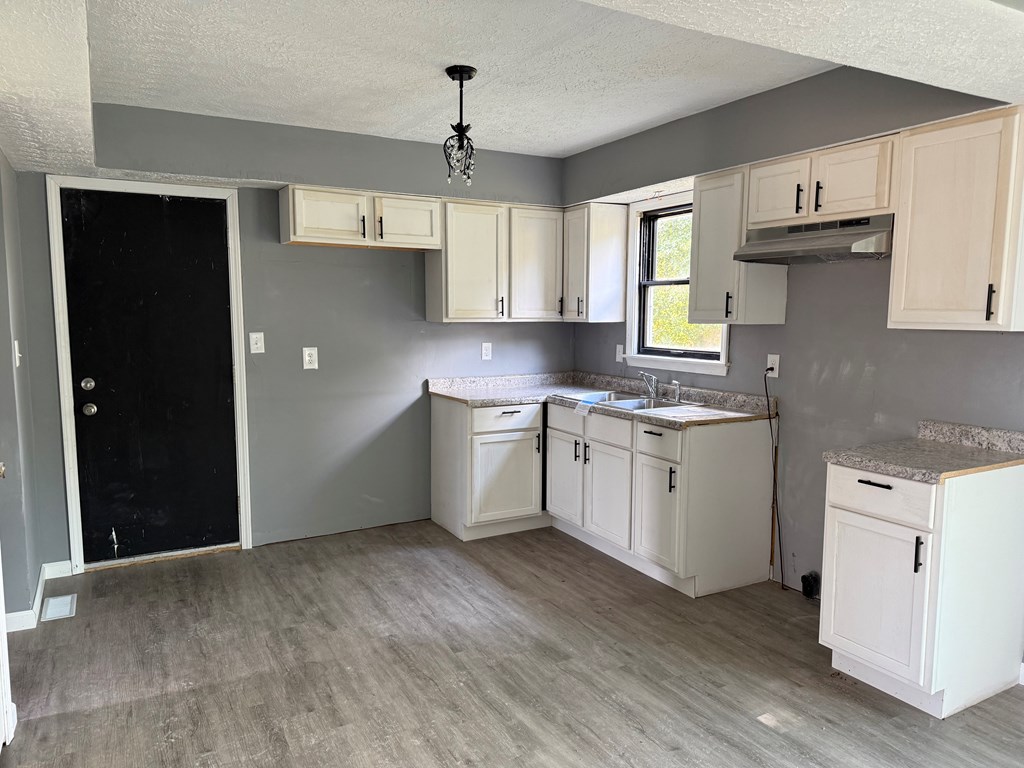 7230 State Route 13, Bellville, Ohio 44813, 3 Bedrooms Bedrooms, ,1 BathroomBathrooms,Residential,For Sale,State Route 13,9069321