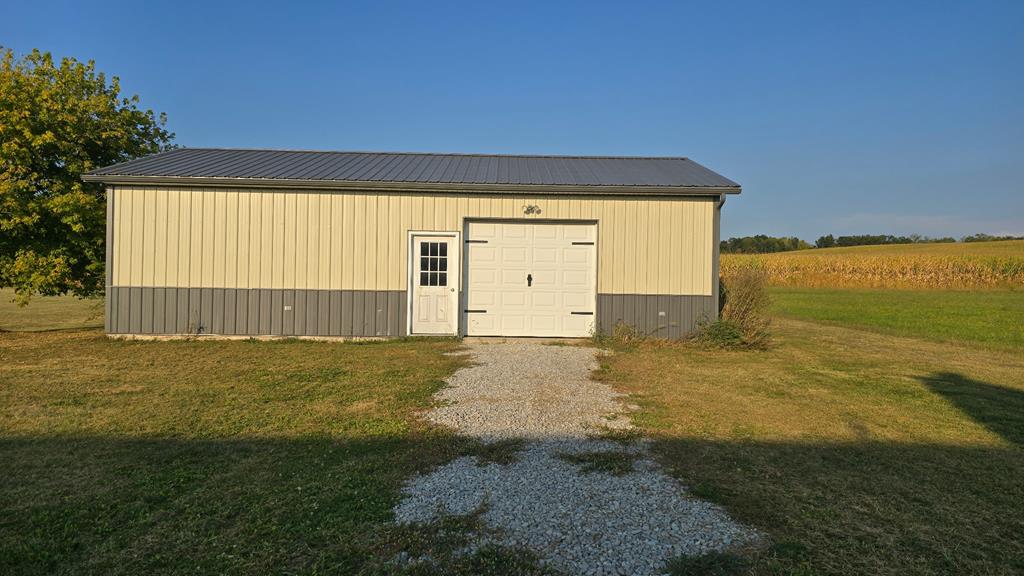 1035 N Reedsburg Road, Wooster, Ohio 44691, 5 Bedrooms Bedrooms, ,2 BathroomsBathrooms,Residential,For Sale,Reedsburg Road,9069342