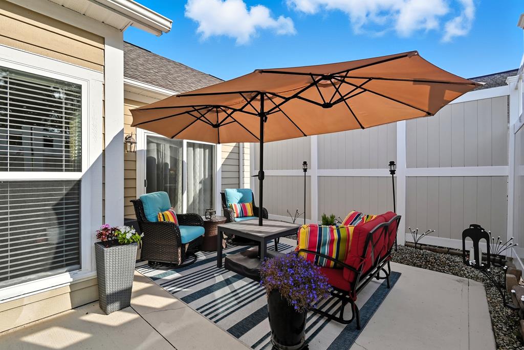 1314 Bridgewater Way North, Mansfield, Ohio 44906, 2 Bedrooms Bedrooms, ,2 BathroomsBathrooms,Residential,For Sale,Bridgewater Way North,9069366
