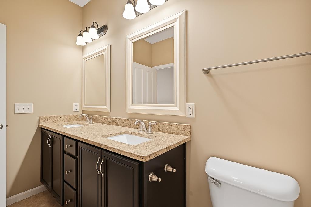 1314 Bridgewater Way North, Mansfield, Ohio 44906, 2 Bedrooms Bedrooms, ,2 BathroomsBathrooms,Residential,For Sale,Bridgewater Way North,9069366