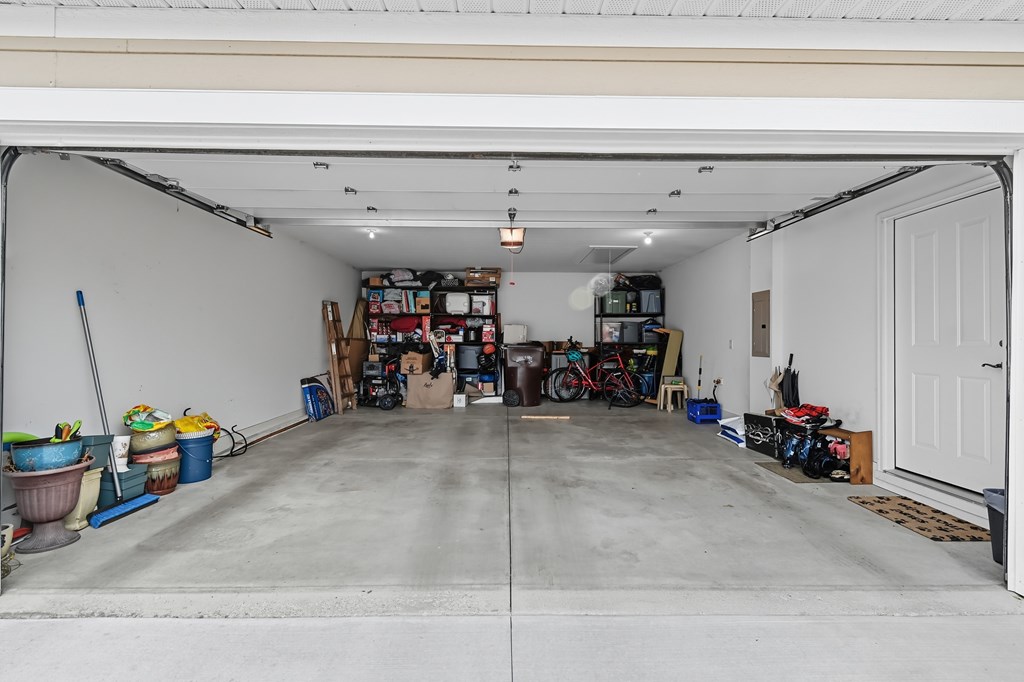 1314 Bridgewater Way North, Mansfield, Ohio 44906, 2 Bedrooms Bedrooms, ,2 BathroomsBathrooms,Residential,For Sale,Bridgewater Way North,9069366