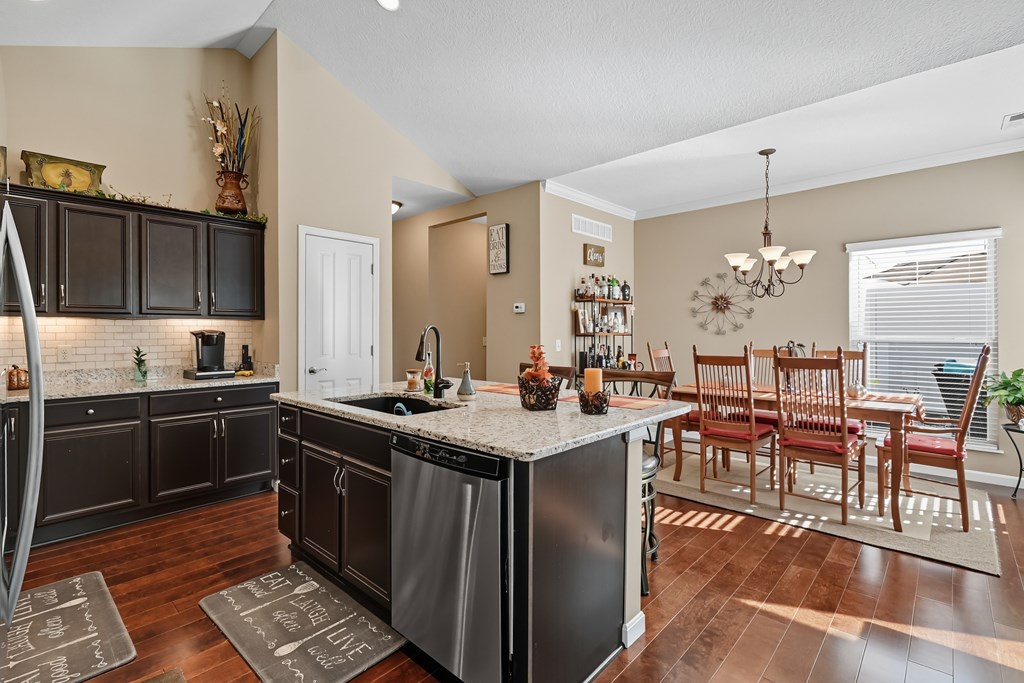 1314 Bridgewater Way North, Mansfield, Ohio 44906, 2 Bedrooms Bedrooms, ,2 BathroomsBathrooms,Residential,For Sale,Bridgewater Way North,9069366
