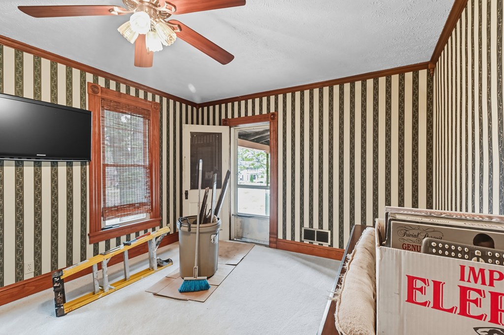 147 Erie Street, Galion, Ohio 44833, 4 Bedrooms Bedrooms, ,2 BathroomsBathrooms,Residential,For Sale,Erie Street,9069368