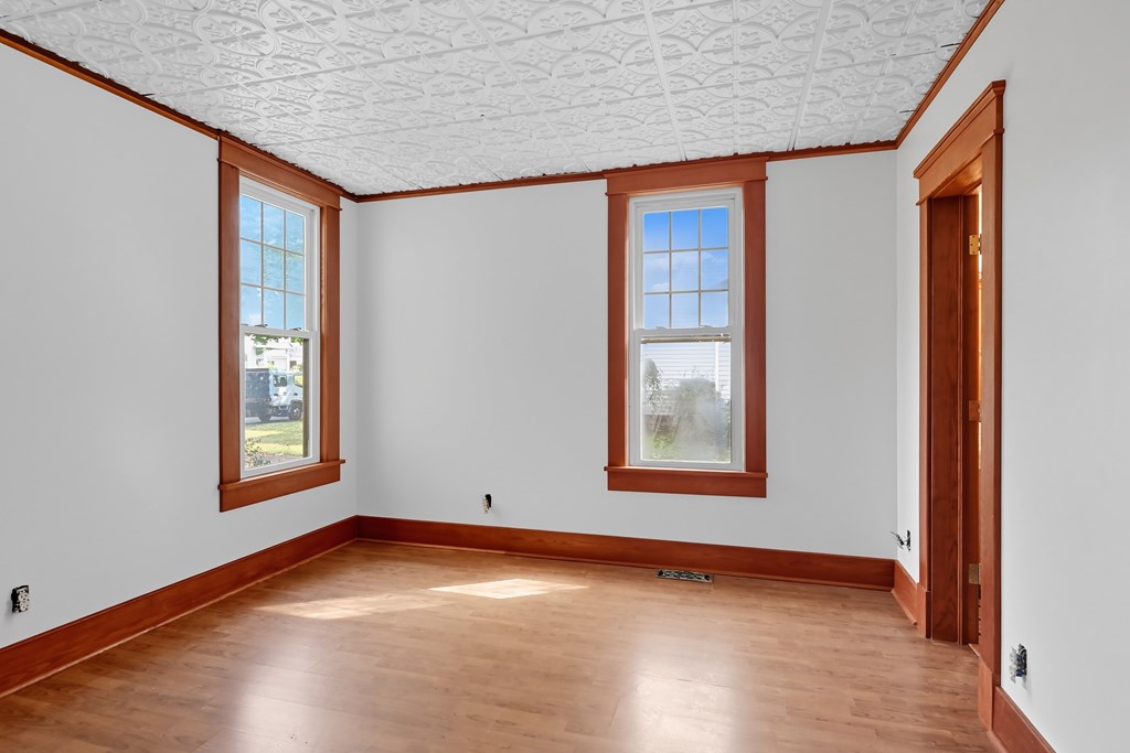147 Erie Street, Galion, Ohio 44833, 4 Bedrooms Bedrooms, ,2 BathroomsBathrooms,Residential,For Sale,Erie Street,9069368