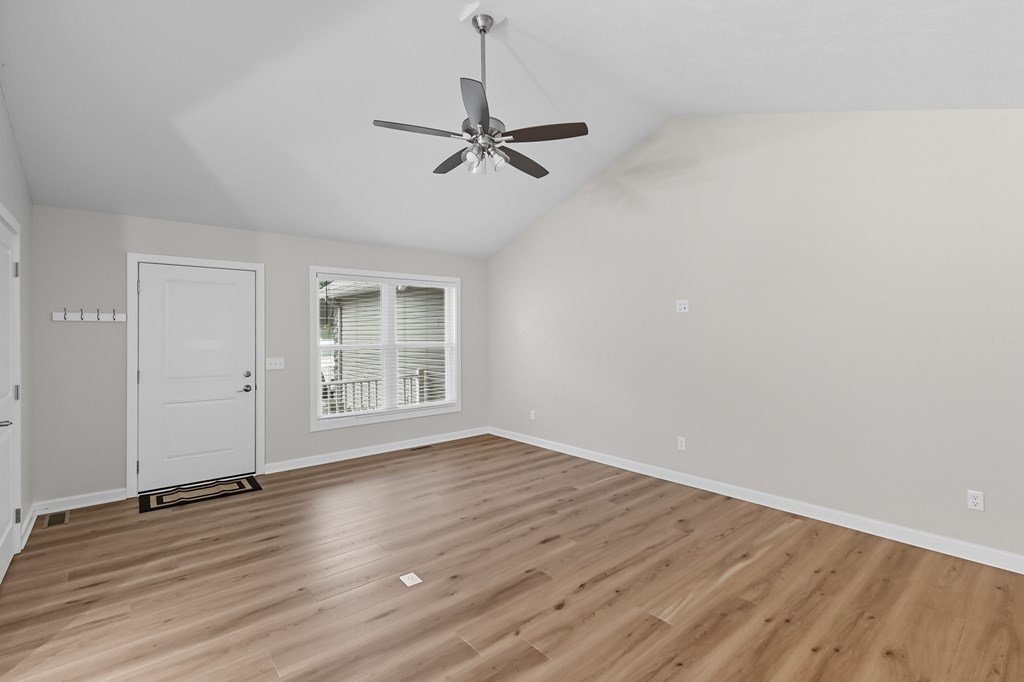 2010 Teakwood Drive, Ontario, Ohio 44906, 3 Bedrooms Bedrooms, ,2 BathroomsBathrooms,Residential,For Sale,Teakwood Drive,9069374