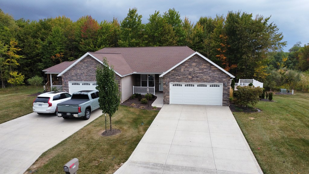 2010 Teakwood Drive, Ontario, Ohio 44906, 3 Bedrooms Bedrooms, ,2 BathroomsBathrooms,Residential,For Sale,Teakwood Drive,9069374