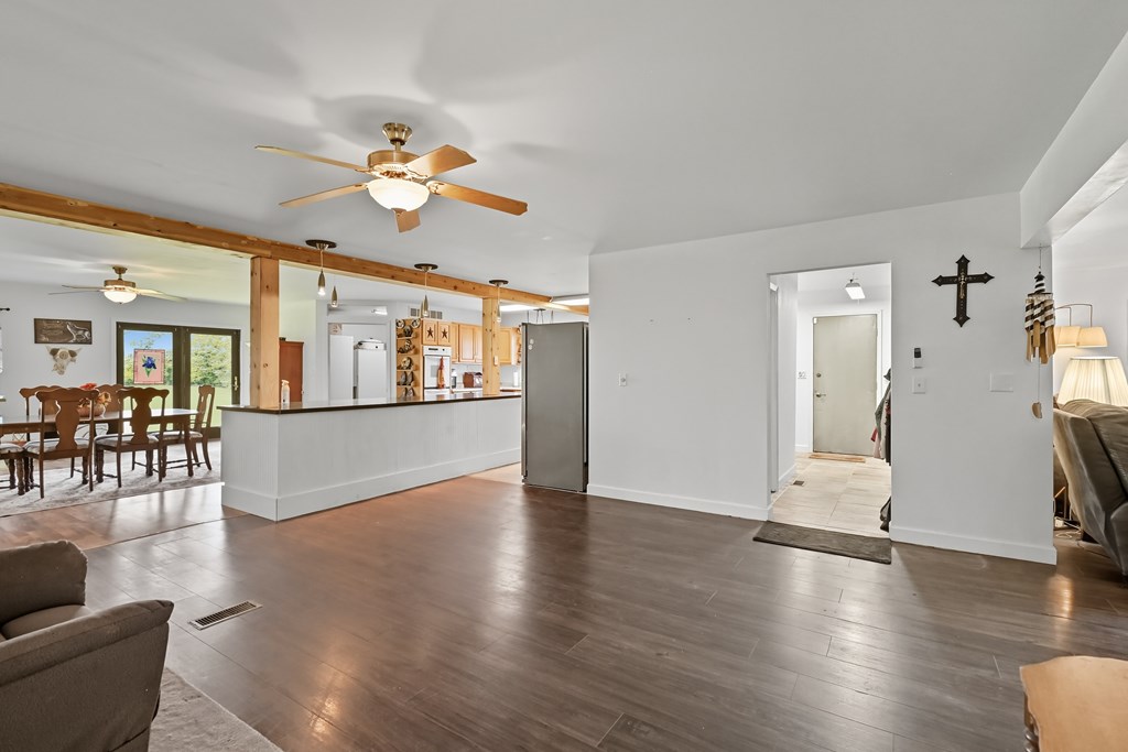 4014 State Route 61, Mount Gilead, Ohio 43338, 5 Bedrooms Bedrooms, ,2 BathroomsBathrooms,Residential,For Sale,State Route 61,9069375