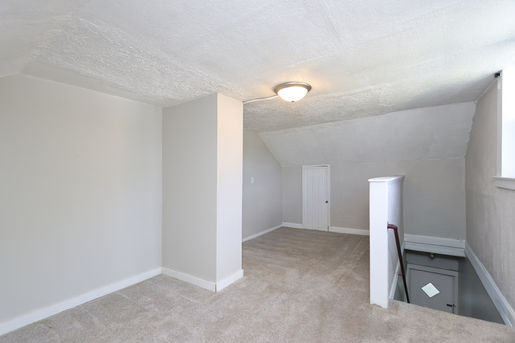 311 Auburn Street, Mansfield, Ohio 44902, 3 Bedrooms Bedrooms, ,3 BathroomsBathrooms,Residential,For Sale,Auburn Street,9069380
