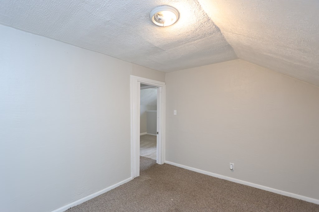 311 Auburn Street, Mansfield, Ohio 44902, 3 Bedrooms Bedrooms, ,3 BathroomsBathrooms,Residential,For Sale,Auburn Street,9069380