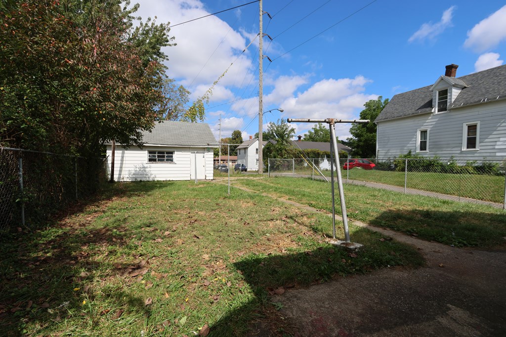 311 Auburn Street, Mansfield, Ohio 44902, 3 Bedrooms Bedrooms, ,3 BathroomsBathrooms,Residential,For Sale,Auburn Street,9069380