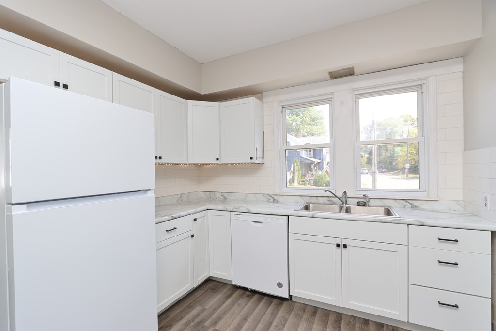 311 Auburn Street, Mansfield, Ohio 44902, 3 Bedrooms Bedrooms, ,3 BathroomsBathrooms,Residential,For Sale,Auburn Street,9069380